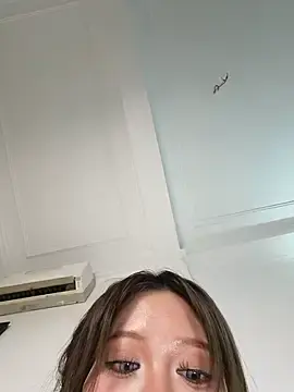 -Bongg-  live sex cam