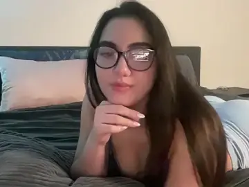 GiannaGrey  live sex cam
