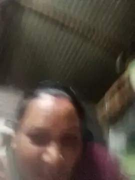 Hot_hiuj  live sex cam