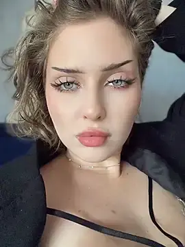 KellyKeler  live sex cam