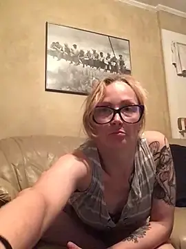 LaLamush  live sex cam