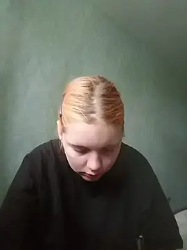 LoisFox  live sex cam