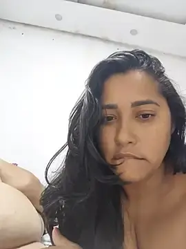 Marinomade  live sex cam