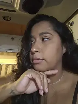 Marinomade  live sex cam