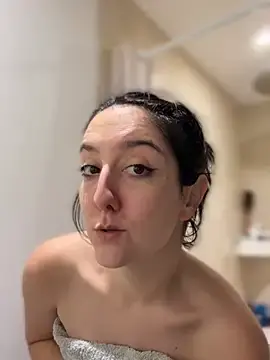 RealJuliette  live sex cam