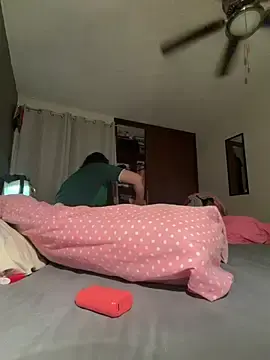 Tunoviafavorita  live sex cam