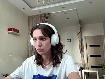 Muwi_nuwi  live sex cam