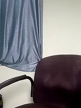 Shrutee12  live sex cam