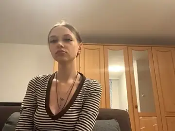 BeautiAlina666  live sex cam