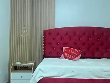 CristalWhiteVs  live sex cam