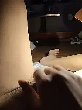 Hien93love  live sex cam