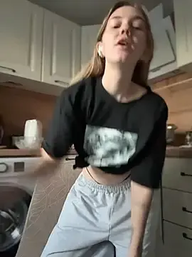 MilaMoone  live sex cam