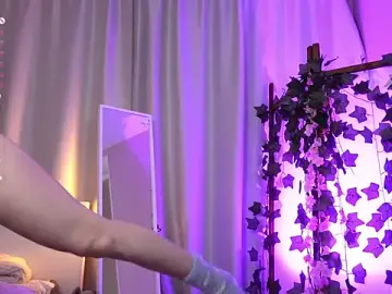 Brendacom  live sex cam