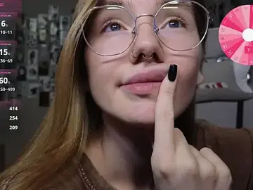 Littlevildevil  live sex cam