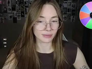Littlevildevil  live sex cam