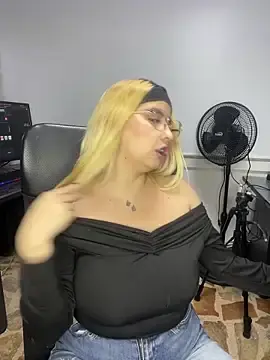 Aliss_Taylor1  live sex cam