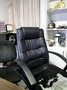 Dalessa_Bigtits  live sex cam