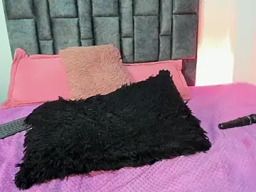 Esmeraldaa-  live sex cam