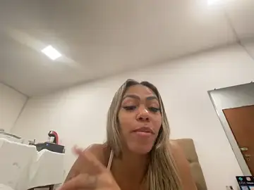 Nifetatalia  live sex cam