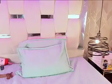 SaraMartini1  live sex cam