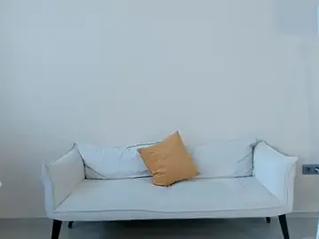 SavannahKunesh  live sex cam