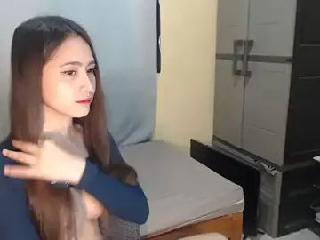 Sexy_Leva  live sex cam