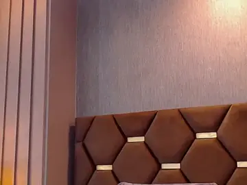 ThaniaJones  live sex cam