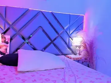 ValentineCutee  live sex cam