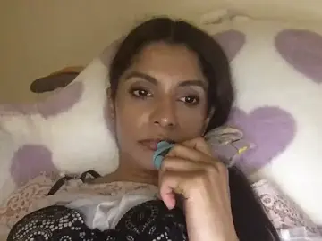 Karlatiburcio  live sex cam