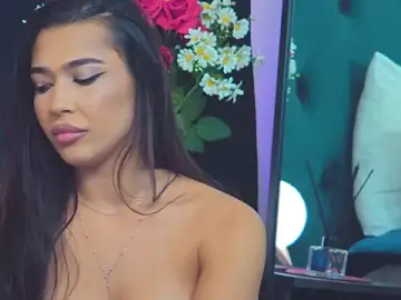MyaMuuse  live sex cam