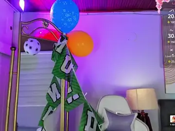 Emilyy_sofiaa  live sex cam