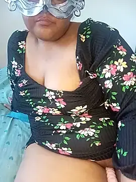 Whitechubby07  live sex cam