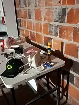 Xxx-mariana  live sex cam