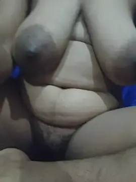 Banee_bunnyLIVE  live sex cam