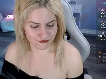 BellaStar84  live sex cam