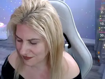 BellaStar84  live sex cam