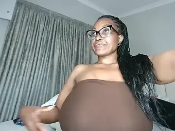 Bustygoddess32  live sex cam