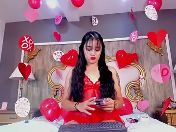LauraBellinni  live sex cam