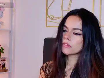 Lyra_Valtierra  live sex cam