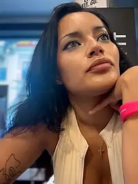 Risky_Workouts  live sex cam