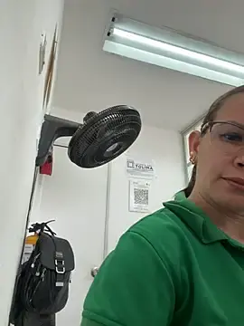 RoseFenix  live sex cam