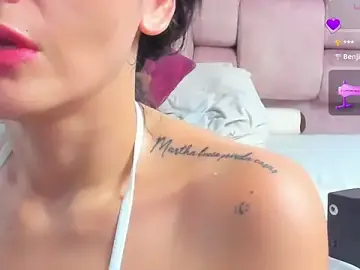 VickyVentura  live sex cam