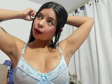 Candysweet16  live sex cam