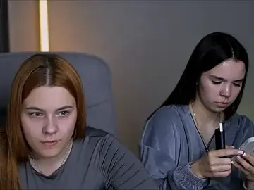 Reddizzy  live sex cam