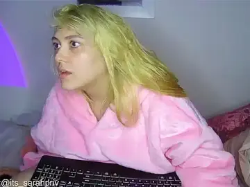 Soysara15  live sex cam