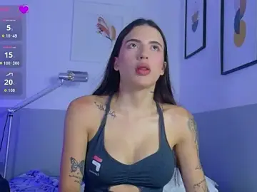 Youngmommyy  live sex cam