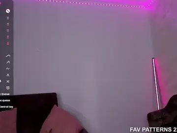 BabyyVenom  live sex cam