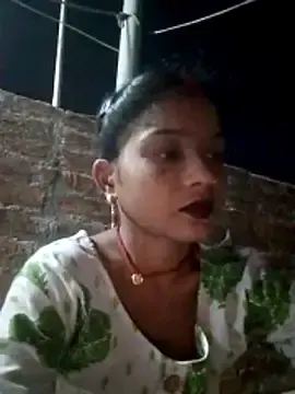 CHANDNi_700  live sex cam