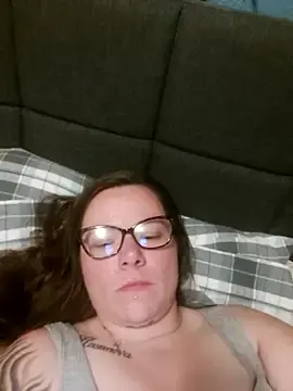 Gangsterbitch  live sex cam