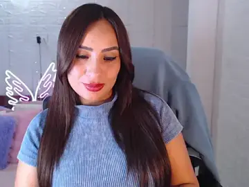 Paulina_627  live sex cam